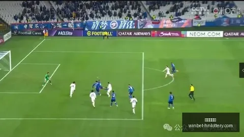 意大利杯决赛：劳塔罗双响，国米2-1逆转佛罗伦萨夺魁记